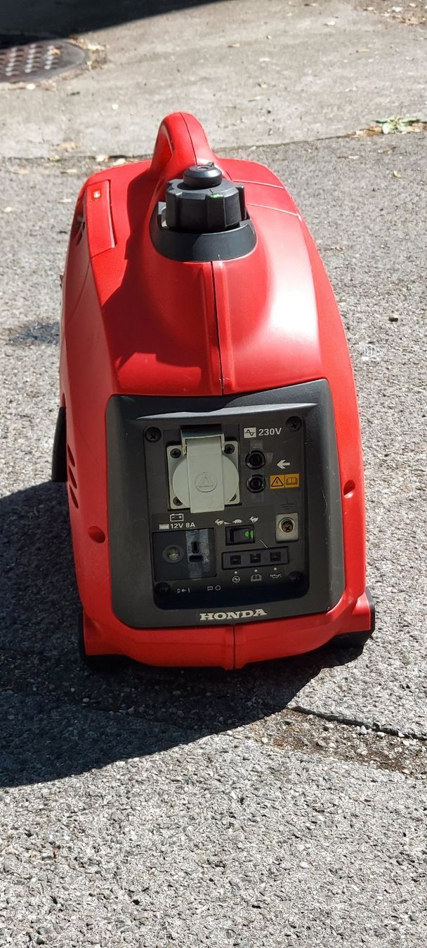 Honda Generatori di corrente: HONDA 10i Strohmerzeuger – Usato da Duggingen venduto da Mrshoebox 1