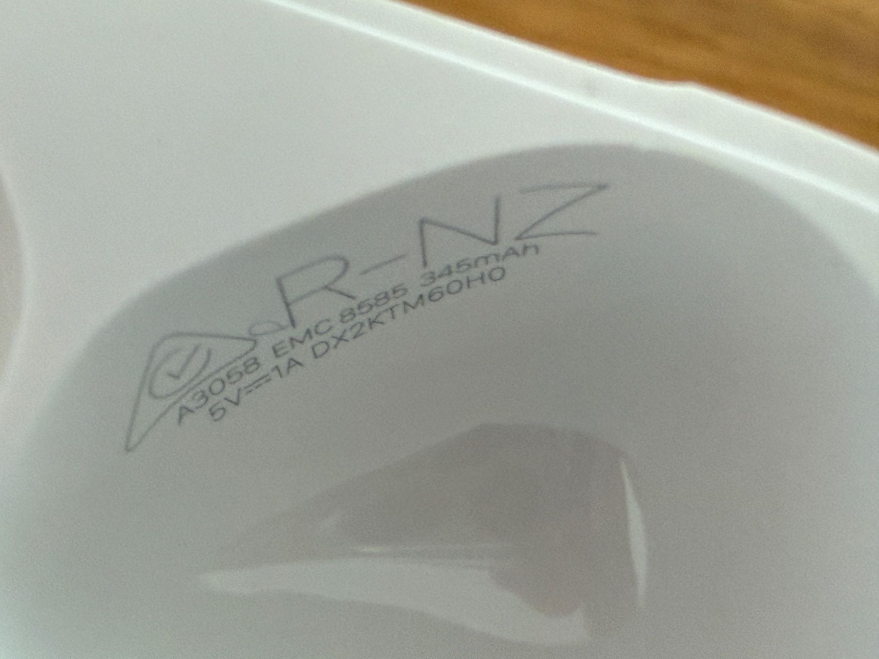 Apple Kopfhörer: APPLE AirPods 4 Charging Case – Gebraucht aus Lausanne von Nine1982 3