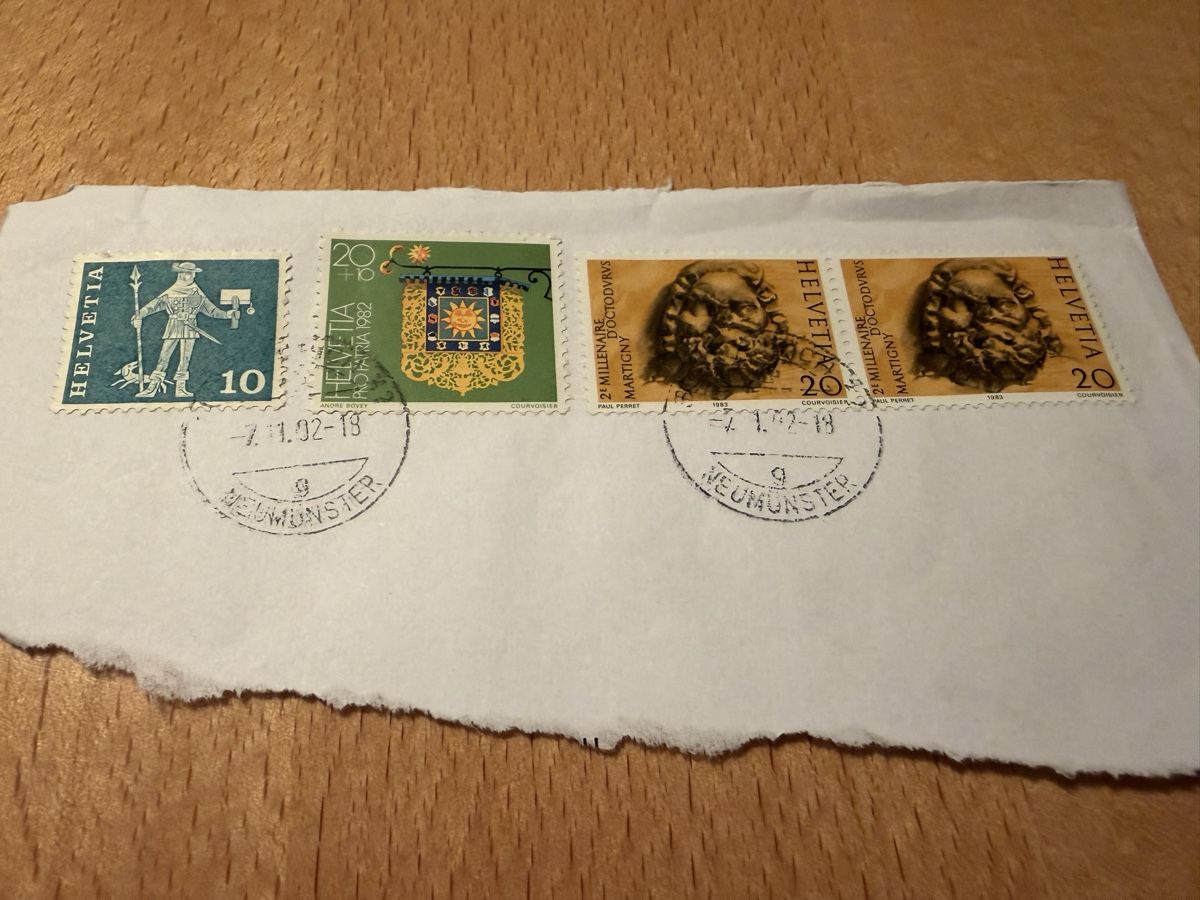 Tous les timbres: vier alte Briefmarken  – Neuf (Voir description) à Erlenbach ZH par Ritschly