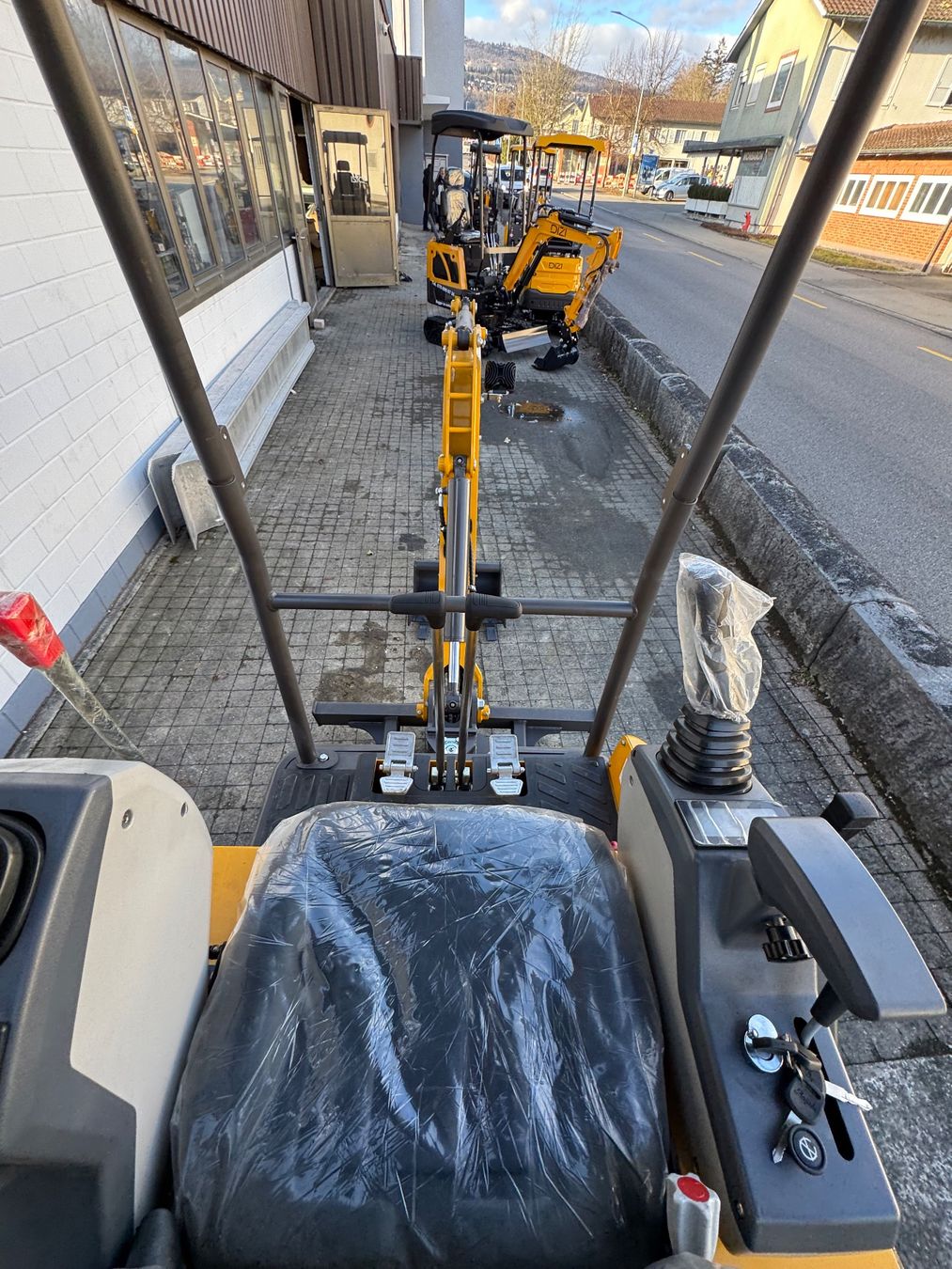 Escavatori: Bagger 1.6T GANZ NEU – Nuovo e nell'imballaggio originale da Biel/Bienne venduto da inf_p8rh 6