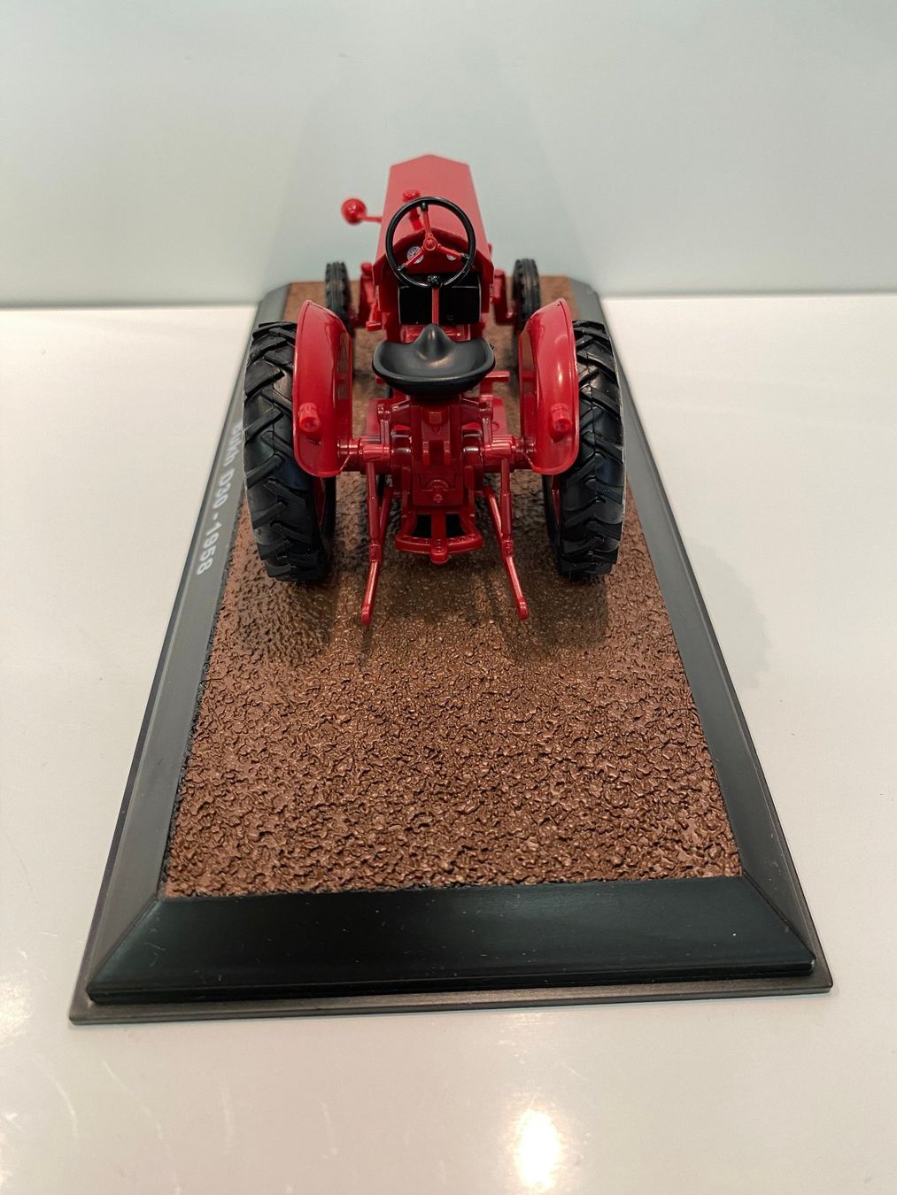 Kit di modellismo & Modellini statici: Traktor Bukh D30 1-32 ATLAS 186 – Nuovo e nell'imballaggio originale da Stäfa venduto da thebrand 5