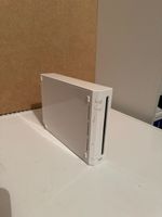 Console Wii de Nintendo en boîtier blanc