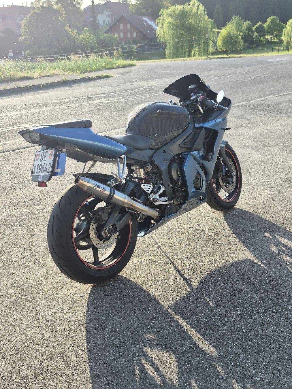Yamaha Strada: Yamaha R6 25kw – Usato da Bern venduto da yan_qxb7 2