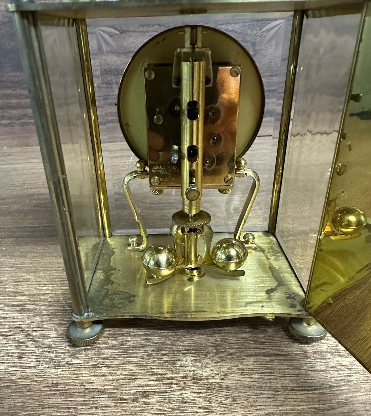 Stand- & Wanduhren: Antike Kaminuhr "Kama", Messing/Glas, Top Zustand! – Defekt aus Nussbaumen AG von olitech5415 2