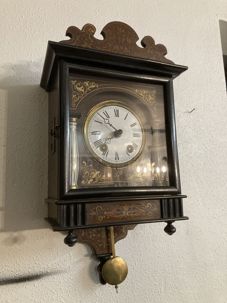Swiss Orologi: Antike Wanduhr alt Pendel Auzug – Usato da Boll venduto da Jopp1 1
