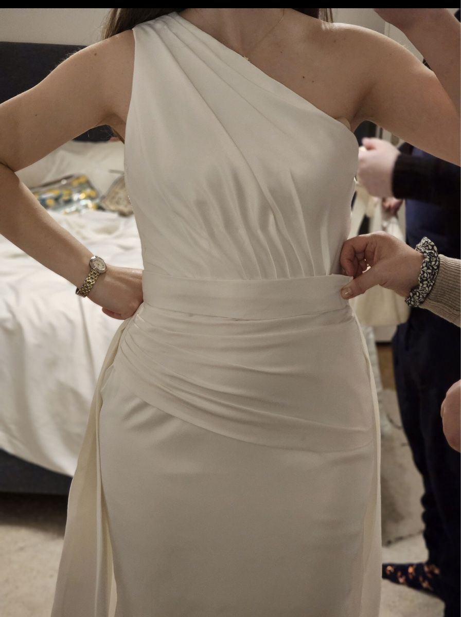 Kleider: Brautkleid Einrock mit Schleppe Neu – Neu (gemäss Beschreibung) aus Dübendorf von nela123 8