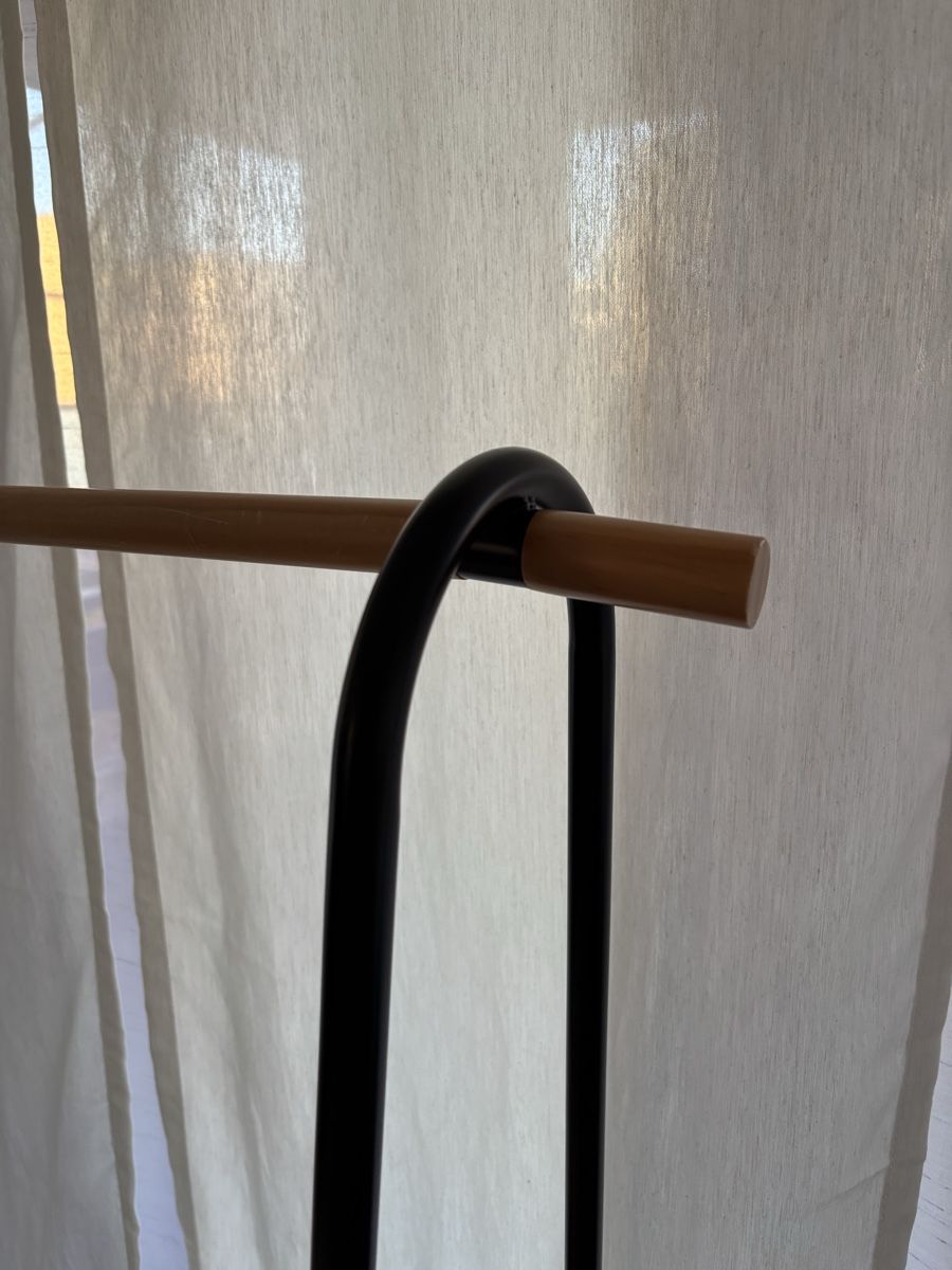 Porte manteau: Kleider stand  – D'occasion à Münchenbuchsee par mar_cr82 1
