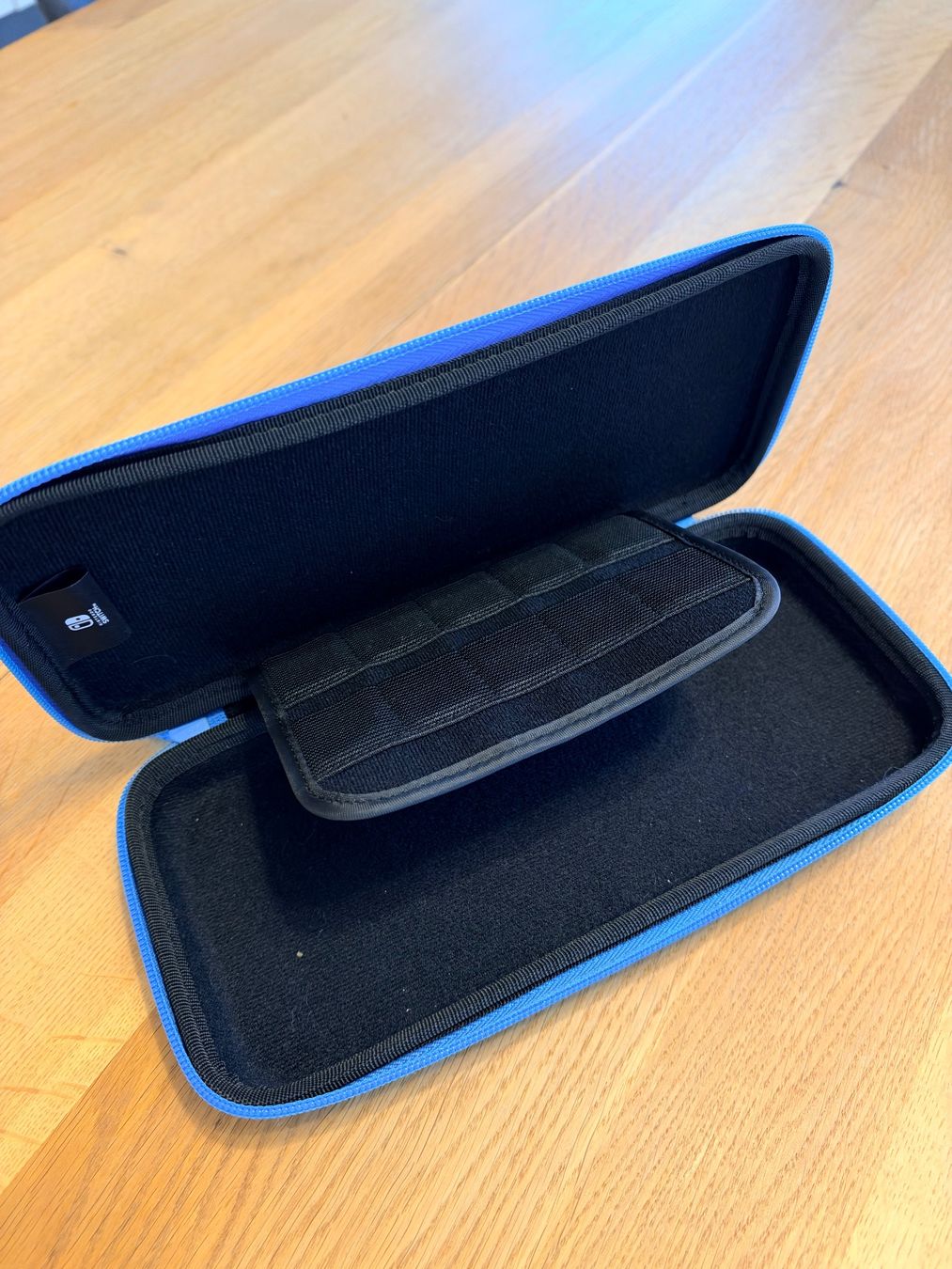 Nintendo Konsolen: Nintendo Switch OLED MEGA PACK – Gebraucht aus Rolle von elisolle 5
