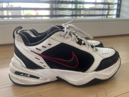 Nike Air Monarch Sneakers Gr. 39 / US 6.5 weiss/schwarz