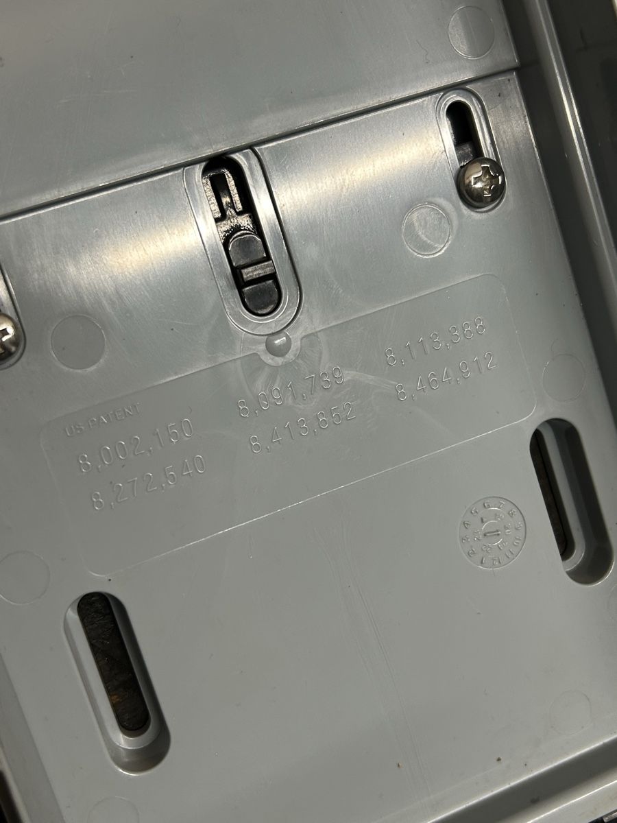 Portasapone: Garage Würth Seifenspender – Usato da Gampelen venduto da ste_r6hj 6