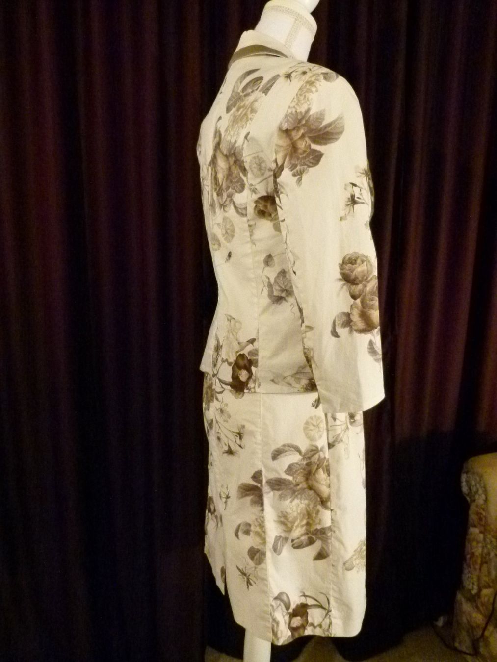 Costumi: Damen- Costume Edas, weiss – Usato da Winterthur venduto da carrera924s 3