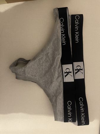 Calvin Klein String Tanga Grau, neu, Gr. S