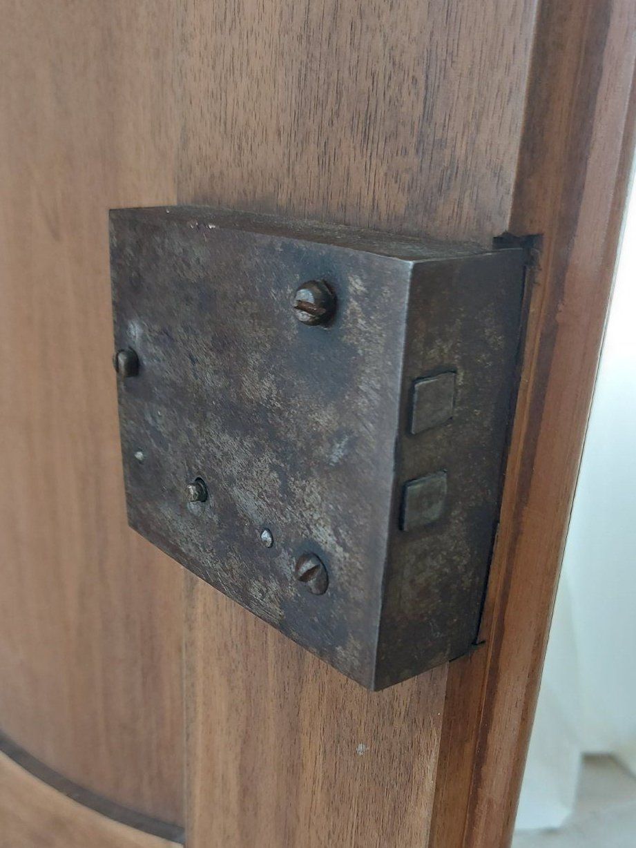 Schränke: Schrank Nussbaum ca. 1900 – Gebraucht aus Arlesheim von soggenase 2