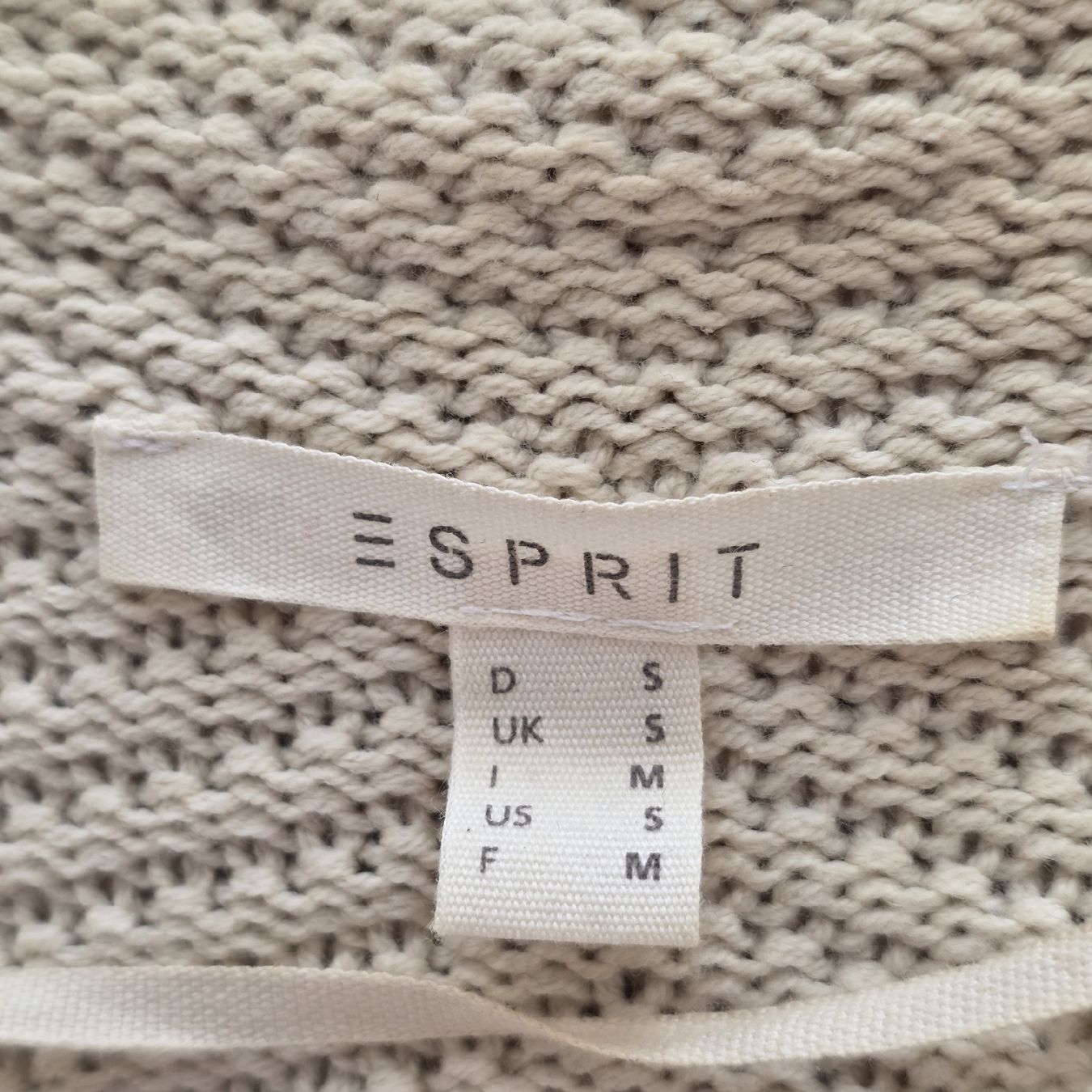 Esprit Jacken: Esprit Strickjacke mit Fransen beige Grösse S/M – Gebraucht aus Rheinsulz von Gilea 4