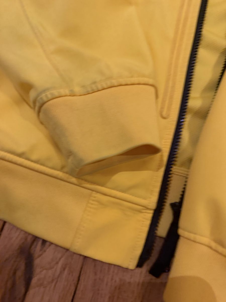 Giacche: Stone Island Light Soft Shell-R e.dye – Usato da Niederteufen venduto da Tommazzo 4