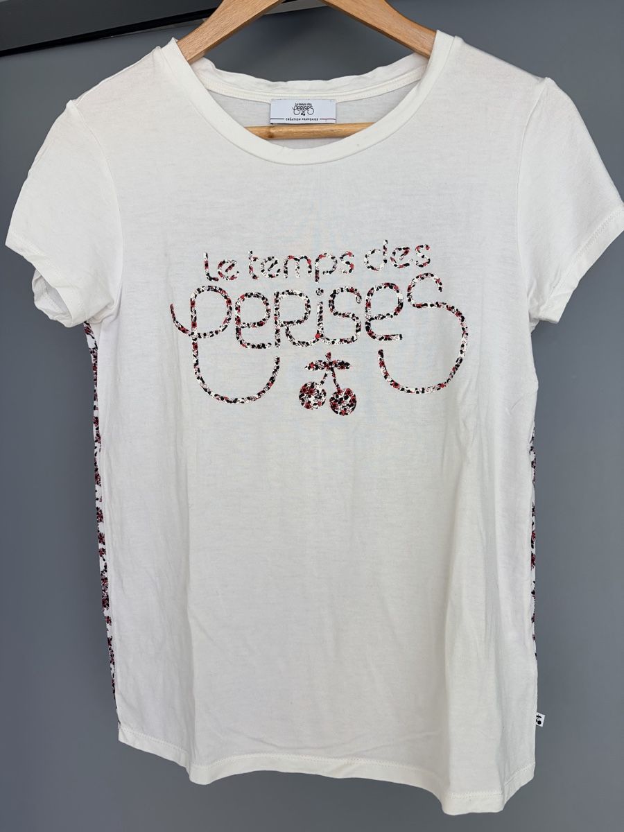 Le Temps Des Cerises T-shirt: T-shirt "Le temps des Cerises"taille S – Nuovo (secondo la descrizione) da Champlan venduto da Ger77