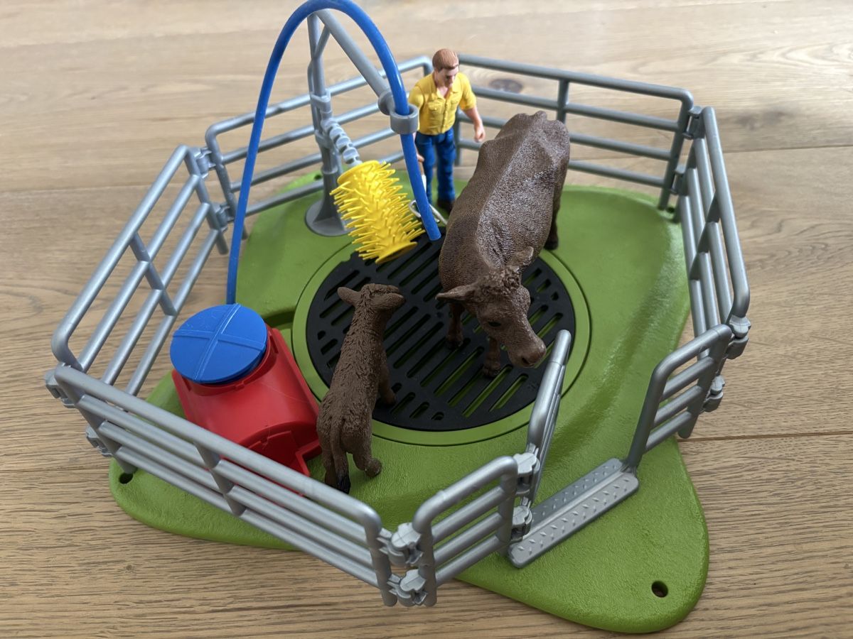 Schleich Jouets: Schleich Kuh Waschstation – D'occasion à Riedholz par Elch121 3