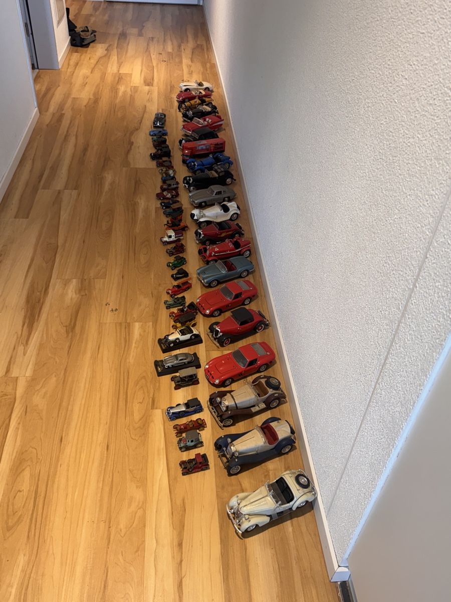 Bburago Voitures modèles: Modellauto Sammlung – D'occasion à Niederhasli par Michael211 1