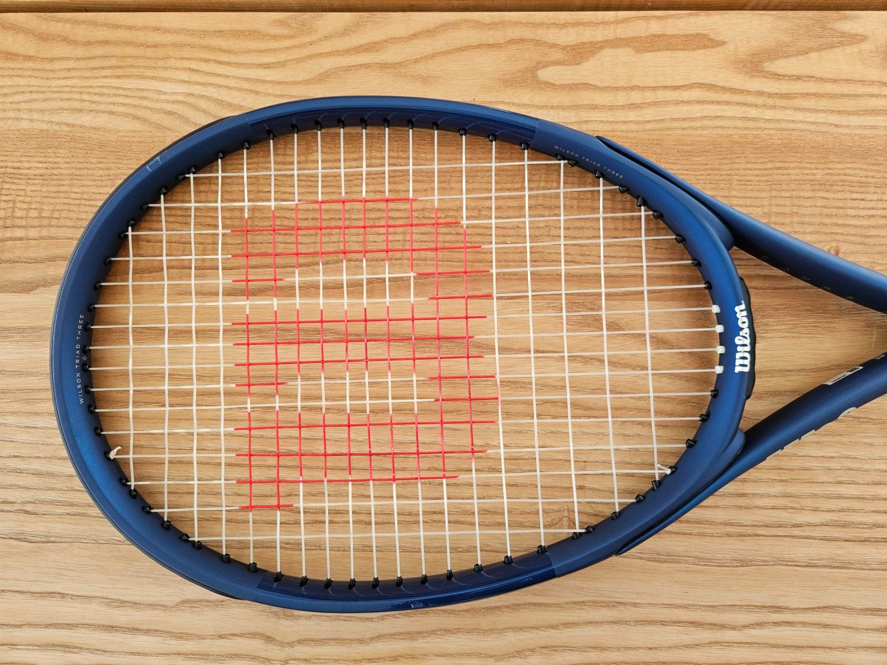 Wilson Racchette: Tennisschläger Willson Triad Three Komfortschläger – Usato da Gerzensee venduto da ankissling 4