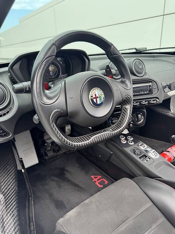 Autos: Alfa Romeo 4C Spider – Gebraucht aus Bonaduz von dar_lzs2 3