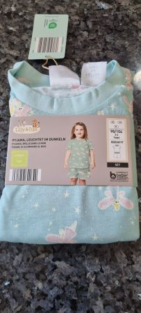 Pyjama leuchtet im Dunkeln Grösse 98/104 neu