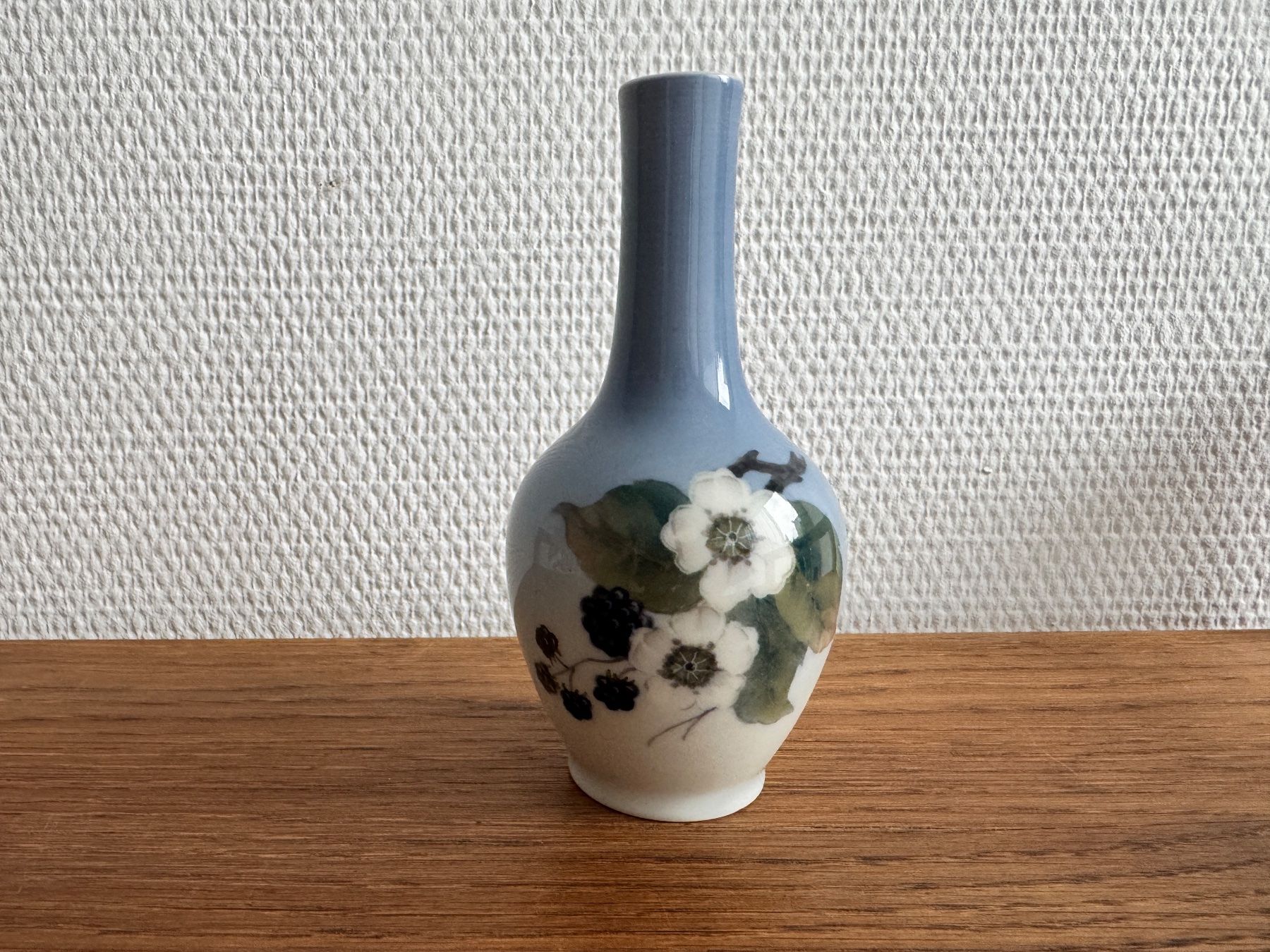 Royal Copenhagen Vasen & Gefässe: Royal Copenhagen Vase – Gebraucht aus Egg b. Zürich von chantilly-lace