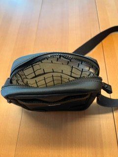 Lacoste Sacs: Lacoste Herren-Umhängetasche – D'occasion à Jegenstorf par Alrog 1
