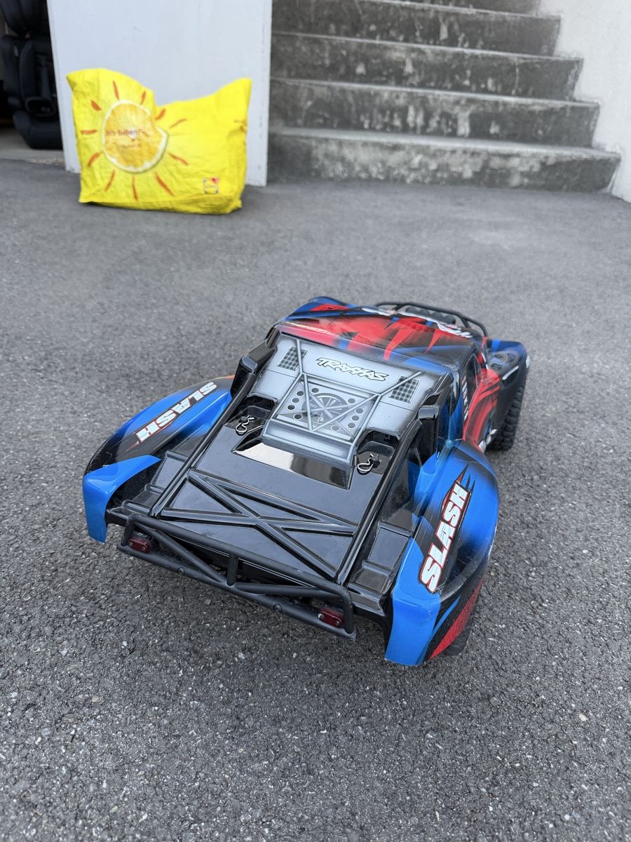 Traxxas Modellismo RC: Traxxas slash ready to race – Usato da Reinach AG venduto da Undercover162 3