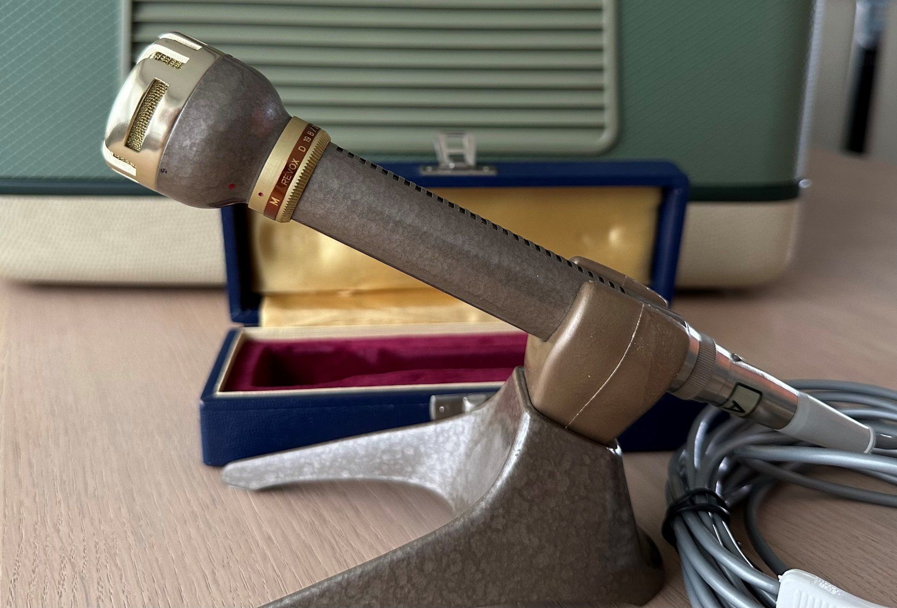 Revox Microfoni: Revox D 19 B/200 Dynamic-Cardioid-Microphone – Nuovo (secondo la descrizione) da Baden venduto da Alexius 3