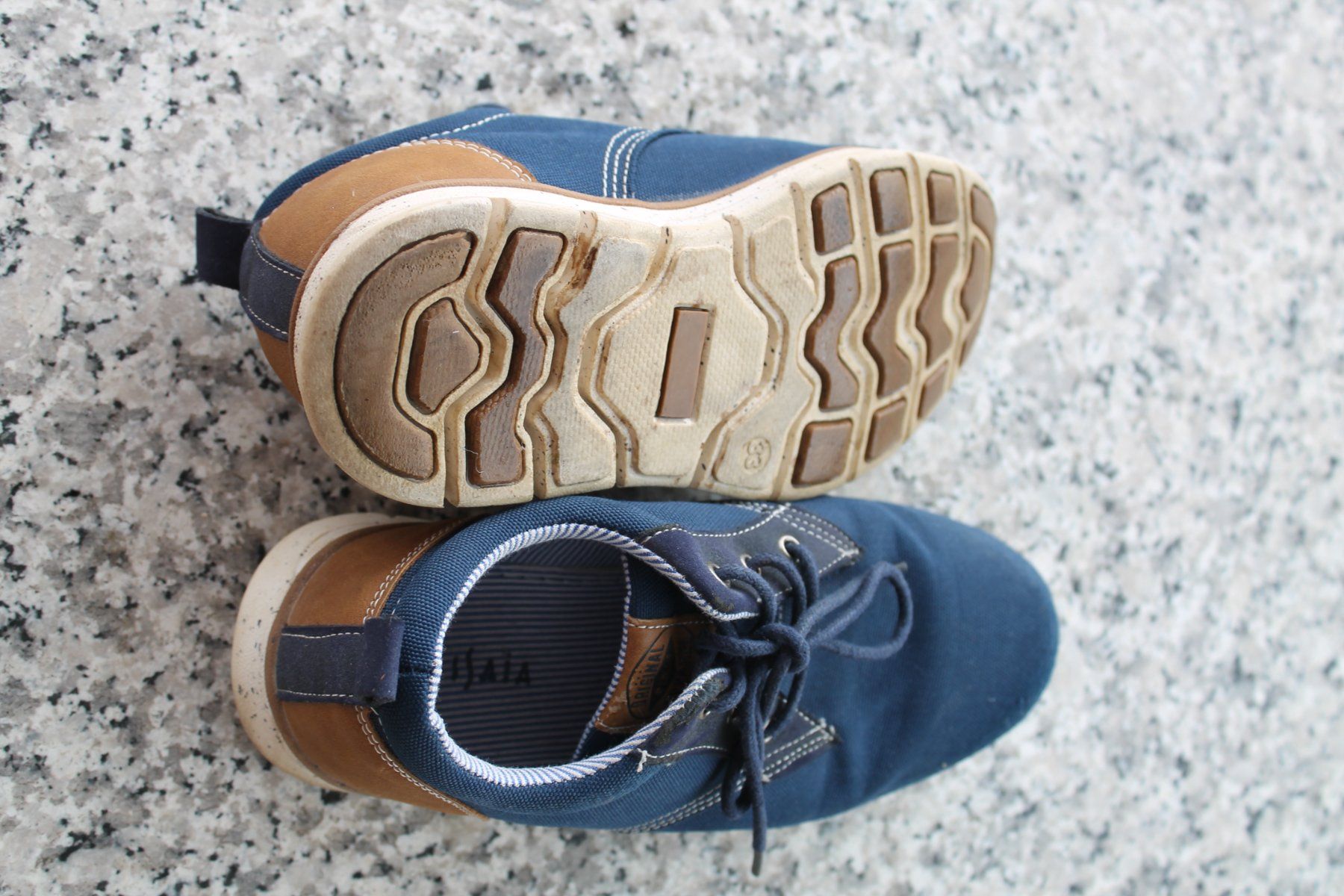 Scarpe per ragazzi: Chaussures APPAREL 33 – Usato da Chez-le-Bart venduto da jasse 2