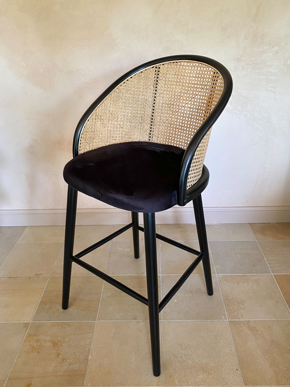 Maisons du monde Sgabelli: Edles Barhocker 2-er Set mit Samtsitz und Rattangeflecht – Nuovo (secondo la descrizione) da Winterthur venduto da hey_smile 2