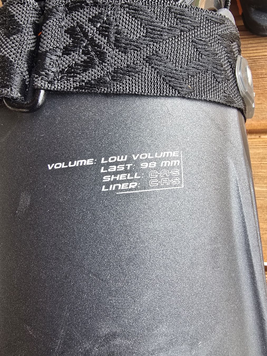 Tecnica Herrenschuhe: Skischuhe – Gebraucht aus Wauwil von alliro 3
