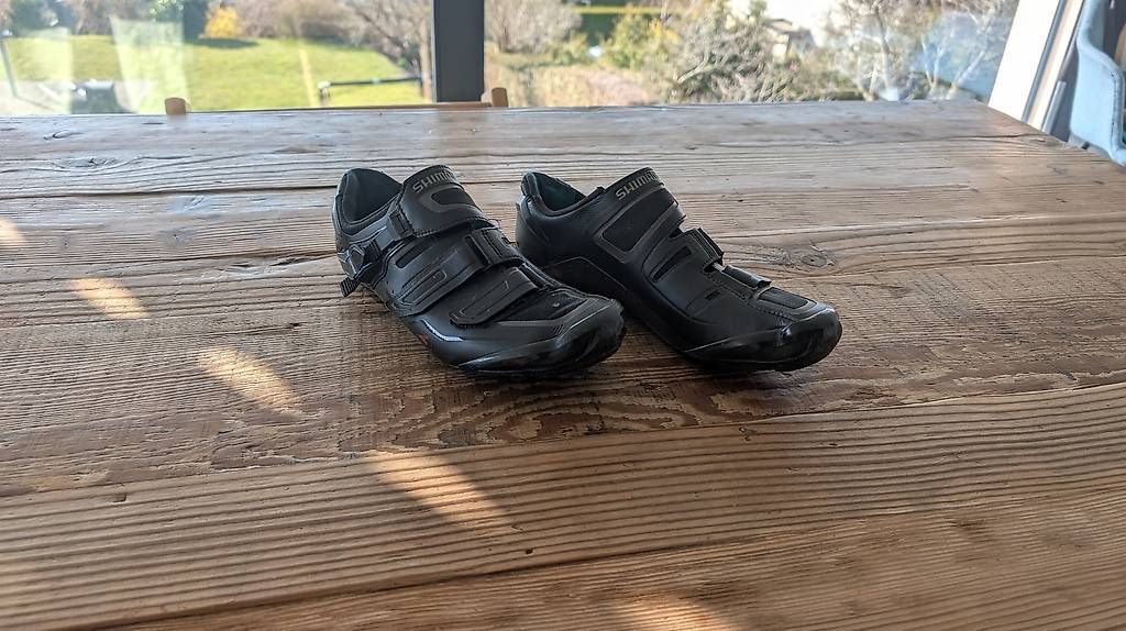 Scarpe da uomo: Chaussures vélo route Shimano taille 44 – Usato da avry devant pont venduto da nick18100 2