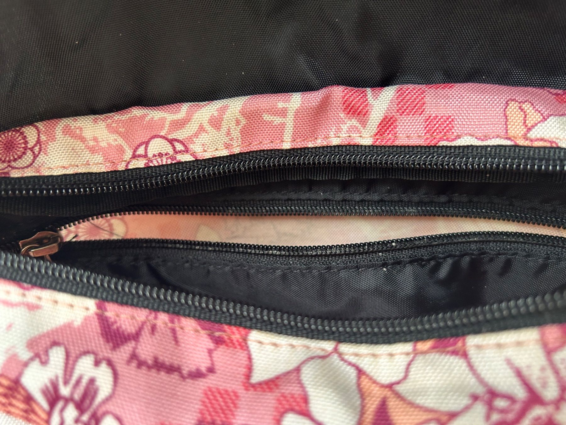 Eastpak Borse da donna: EASTPAK Tasche – Usato da Dättwil AG venduto da fio_d76l 3