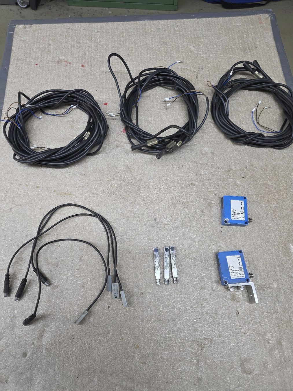 Componenti elettronici: Diverse Sensoren – Usato da Rüti ZH venduto da Madeira14