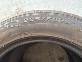 Tracmax Winterreifen 225/60 R18 DOT 1923 4mm Profil 2 Stk.