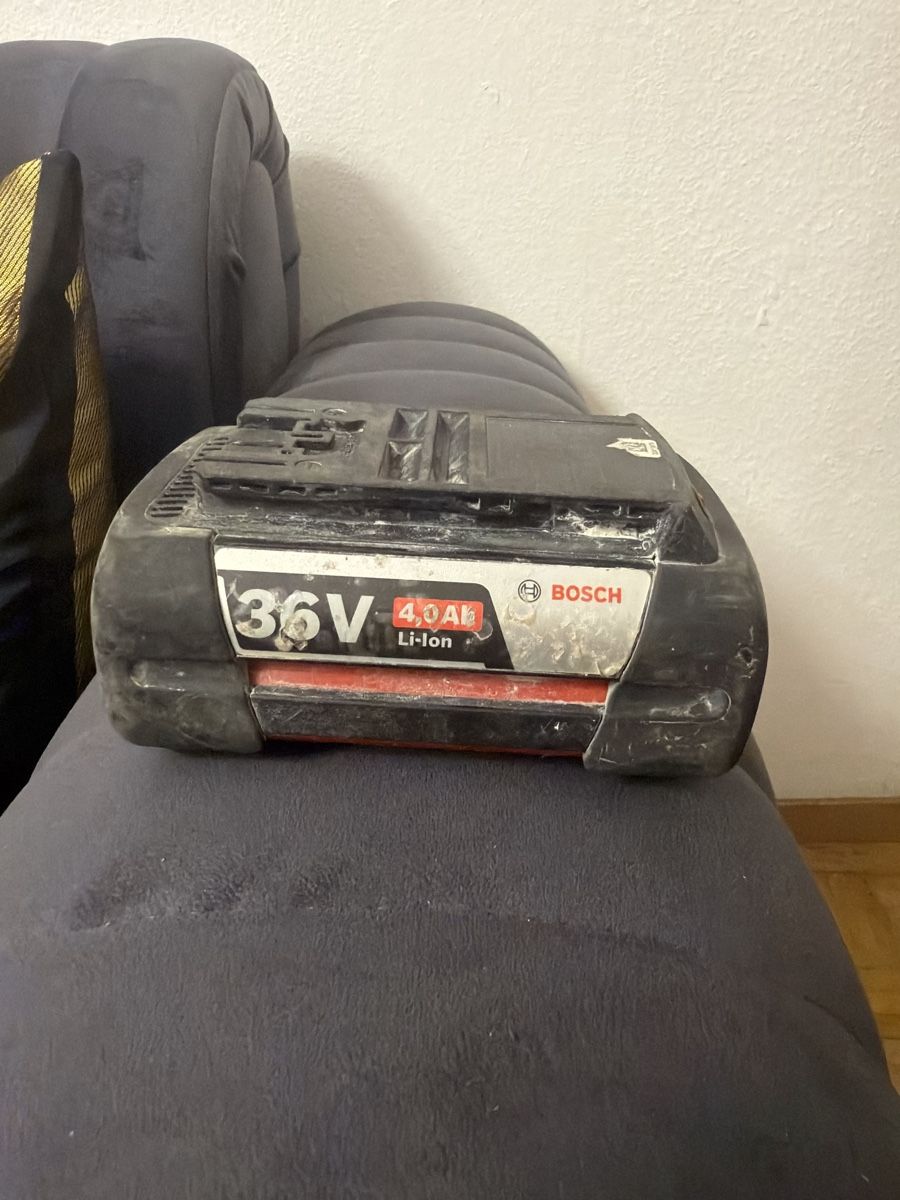 Bosch Accus & piles: Bosch Batterie  – D'occasion à Dietikon par una_y6wy 2