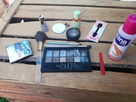 Lidschatten CC Cream Pinsel Nagellack Glow Tonic