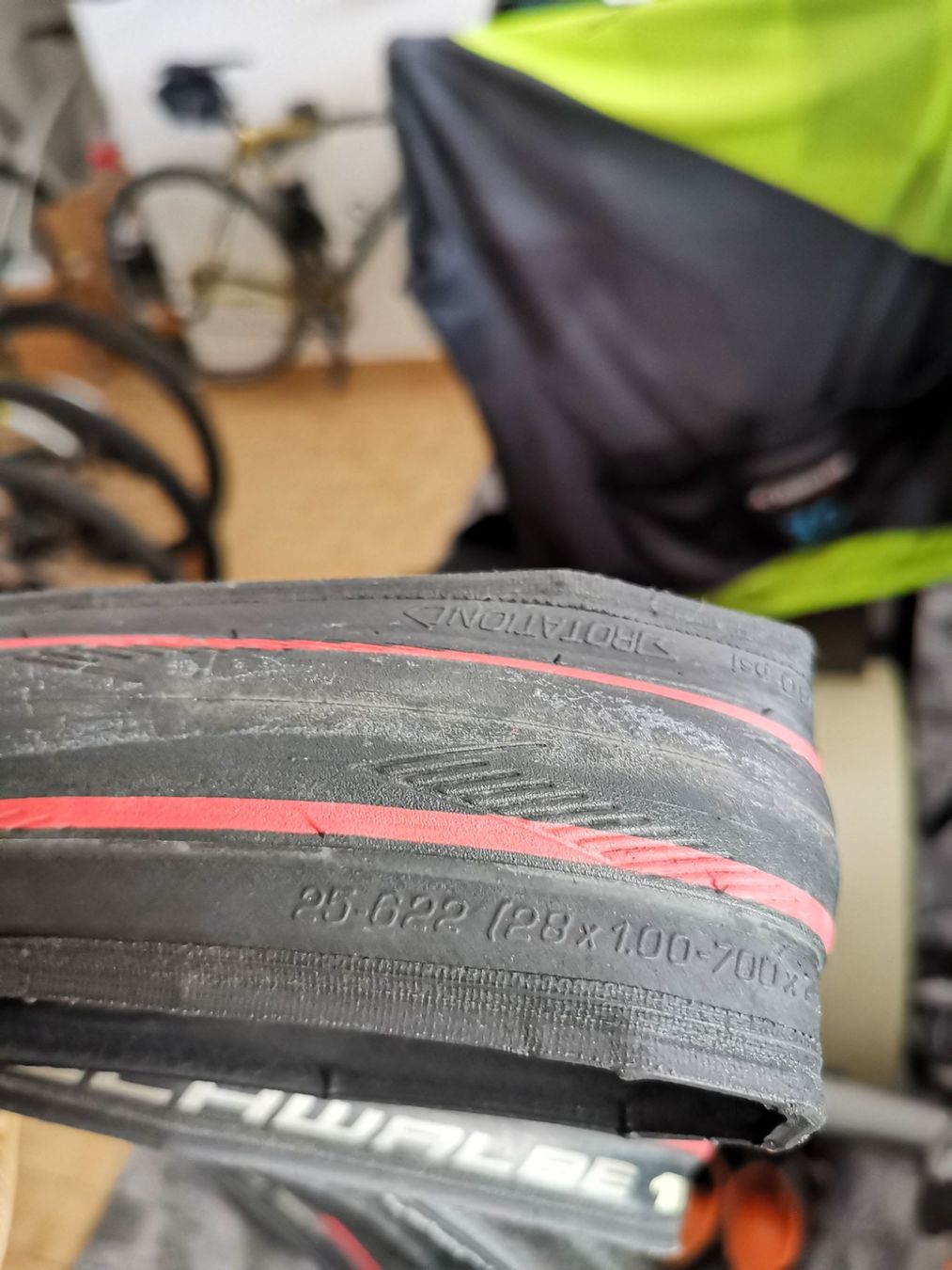 Altro in Scrittura & Disegno: 2x Schwalbe Pro 1 reifen 25mm – Usato da Bosco Luganese venduto da pagnamen 3