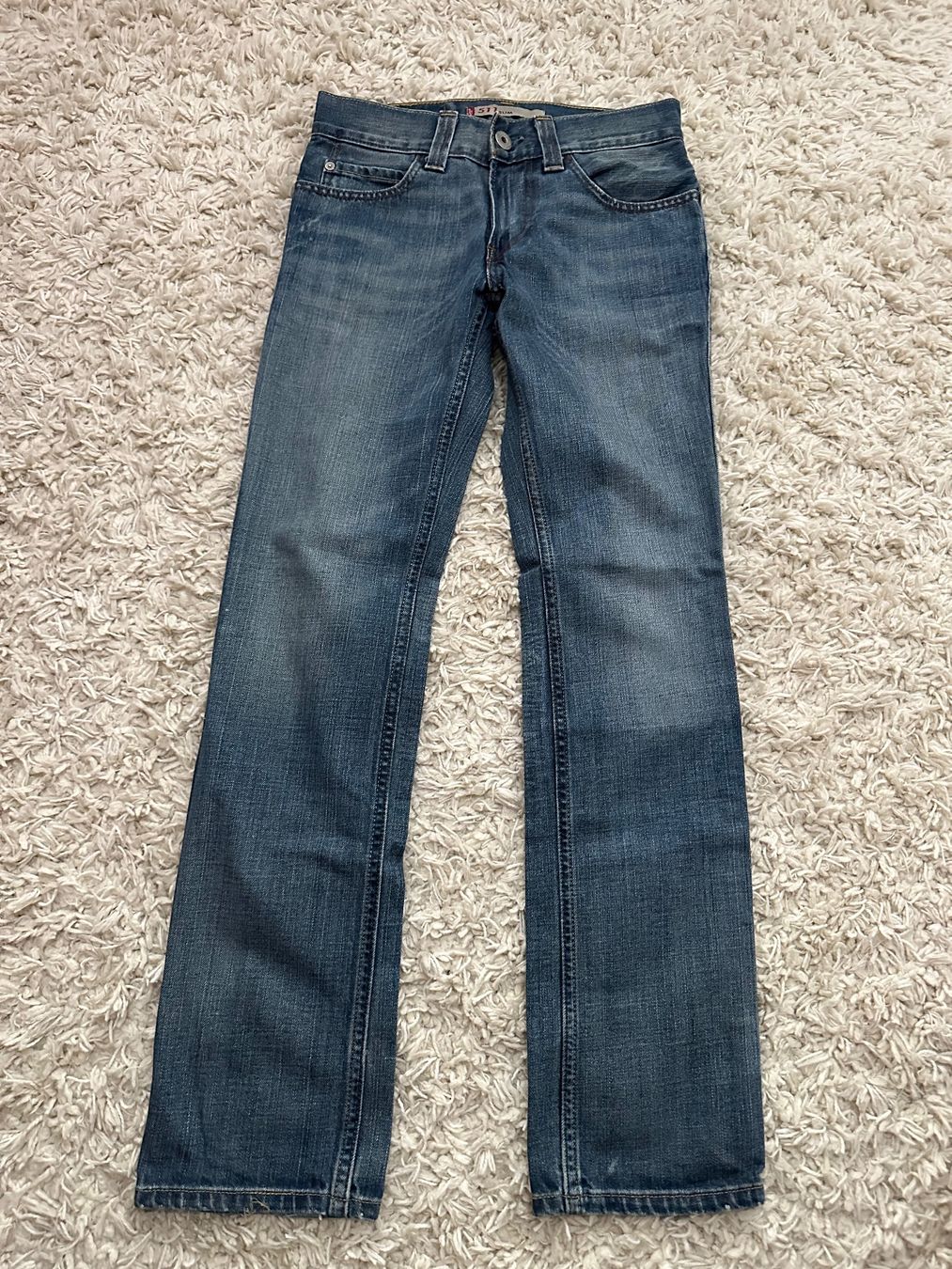 Levi's Jeans: Jeans LEVIS STRAUSS 511 Taille/Grosse W29 L32 – Usato da Bern venduto da BrandVilla