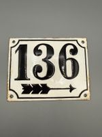 Altes Emailschild 136