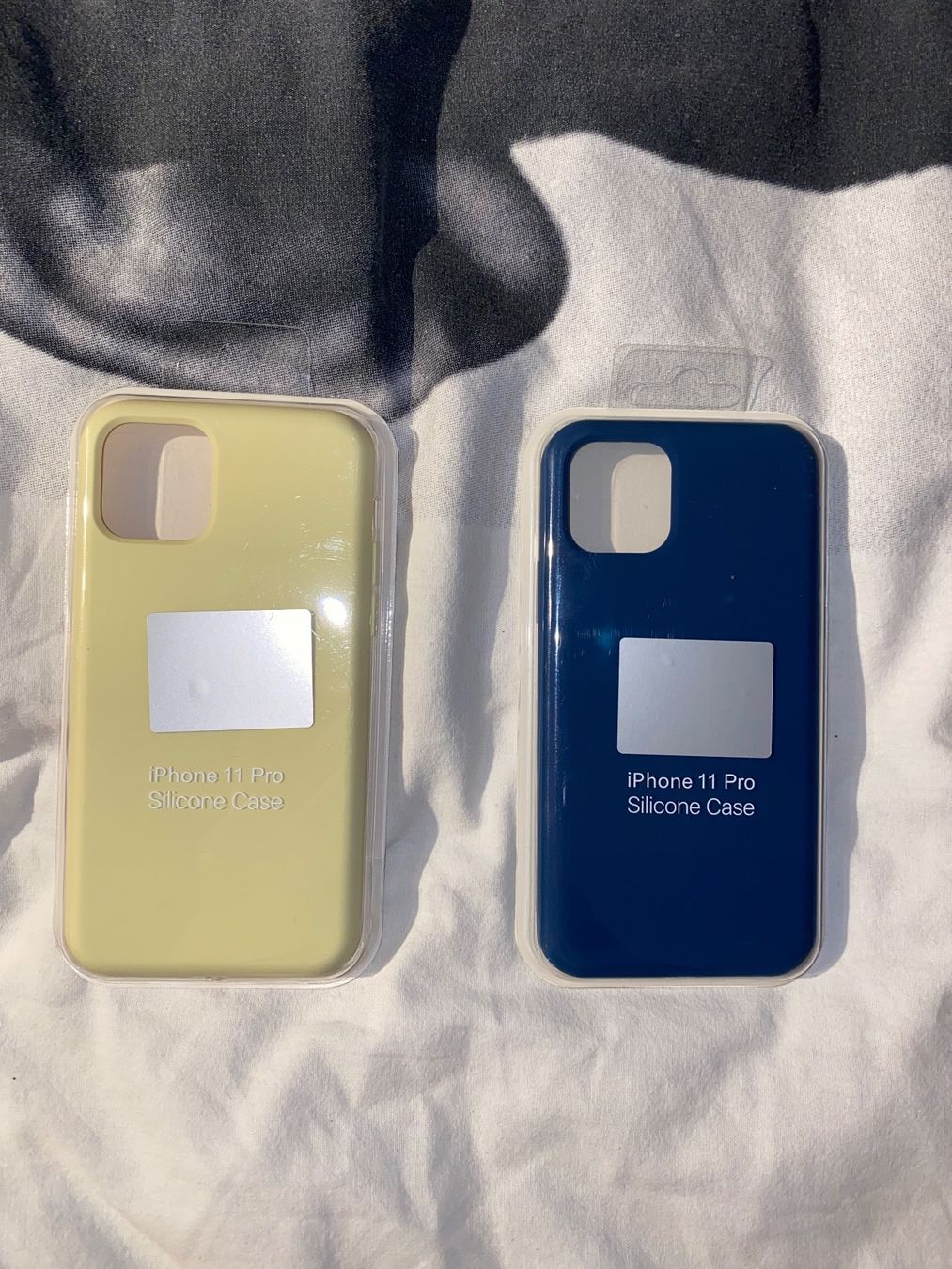 Covers & Schutzfolien: 2 coques iPhone 11 Pro – Neu und originalverpackt aus Porrentruy von fee_24 1