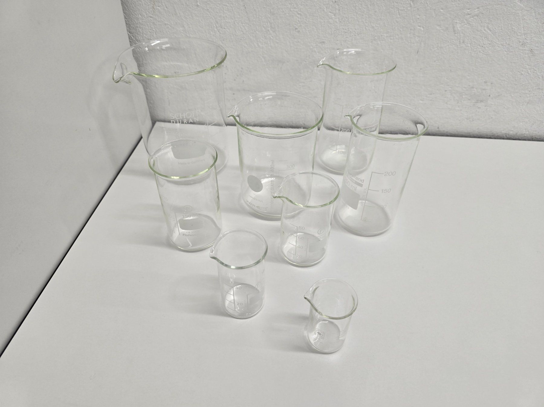 Schott Bicchieri: Becherglas-Set mit 8 Stück – Usato da Niederdorf venduto da LeptonAG_Labor