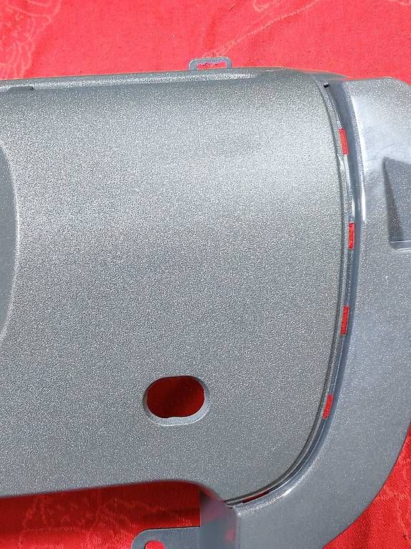 Smart Tutti pezzi di ricambio auto: Smart Roadster paraurti centrale posteriore grigio argento – Usato da Cadenazzo venduto da Mulinacu 3