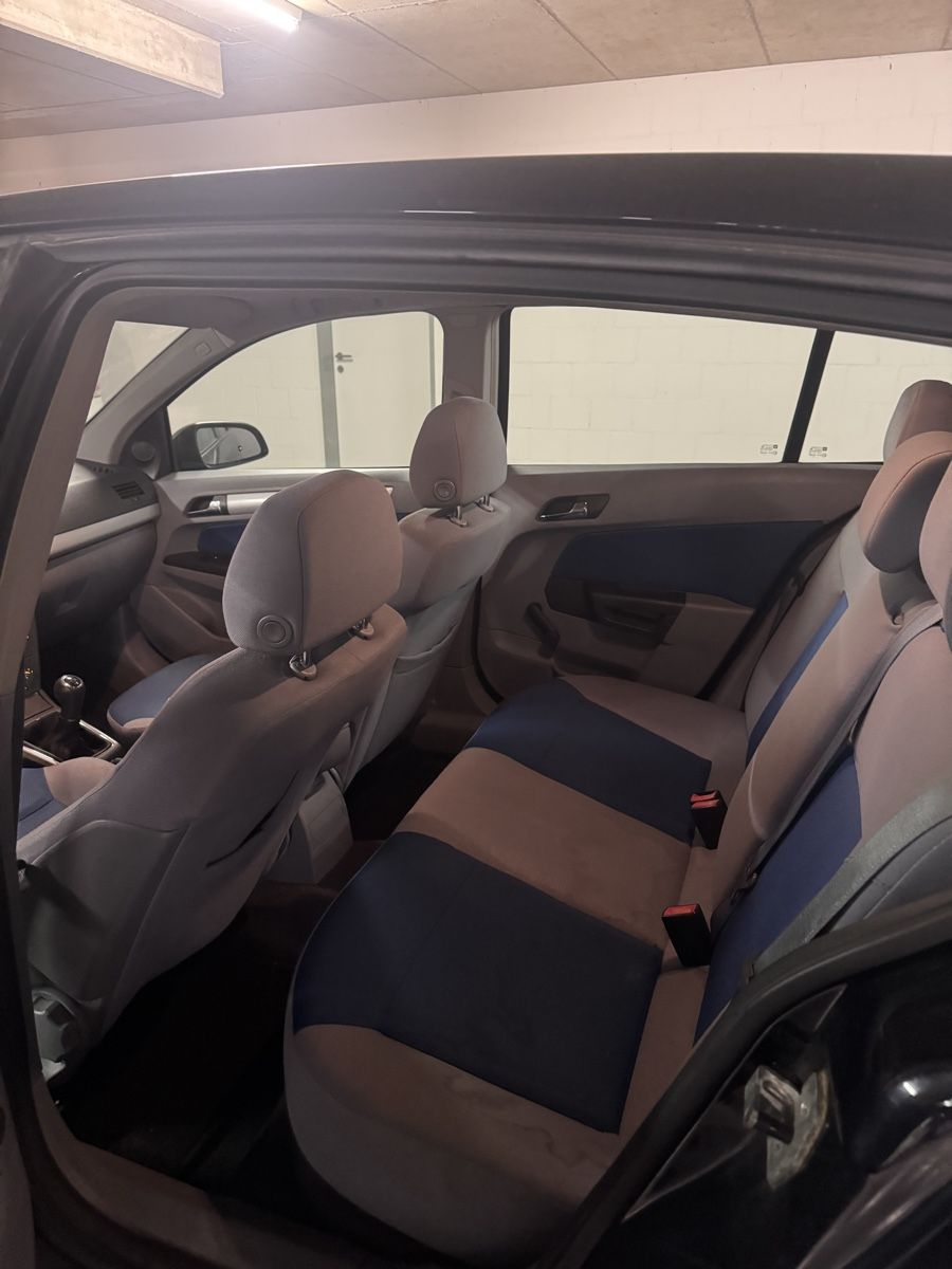 Opel Autos: Opel Astra H18 – D'occasion à Sissach par abi_2dxf 7