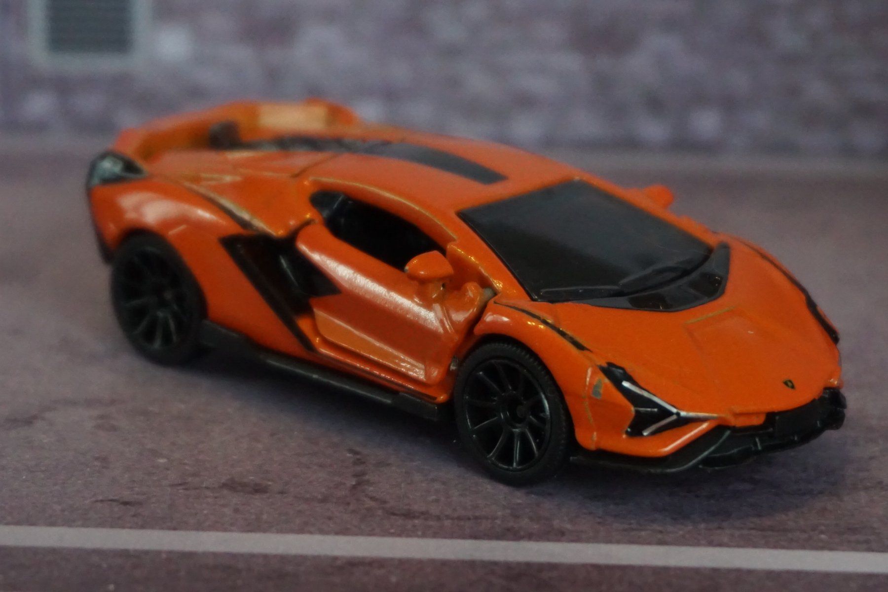 Majorette Modellini d'auto: Majorette Lamborghini Sian COOL !!!!!!!!!! – Usato da Reiden venduto da Doppeldecker69