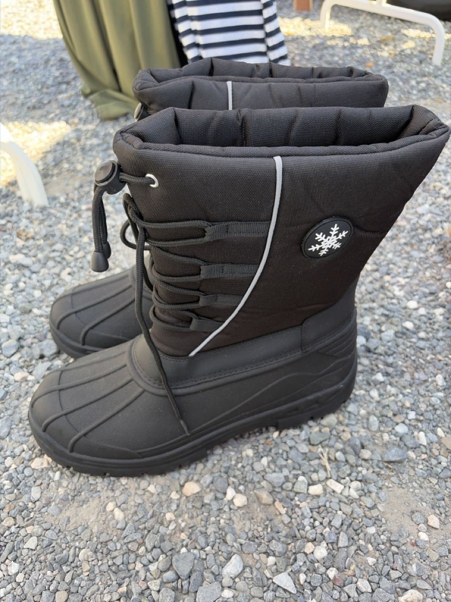 Scarpe da uomo: Winterschuhe neu 43 – Nuovo (secondo la descrizione) da Au ZH venduto da schneebi88