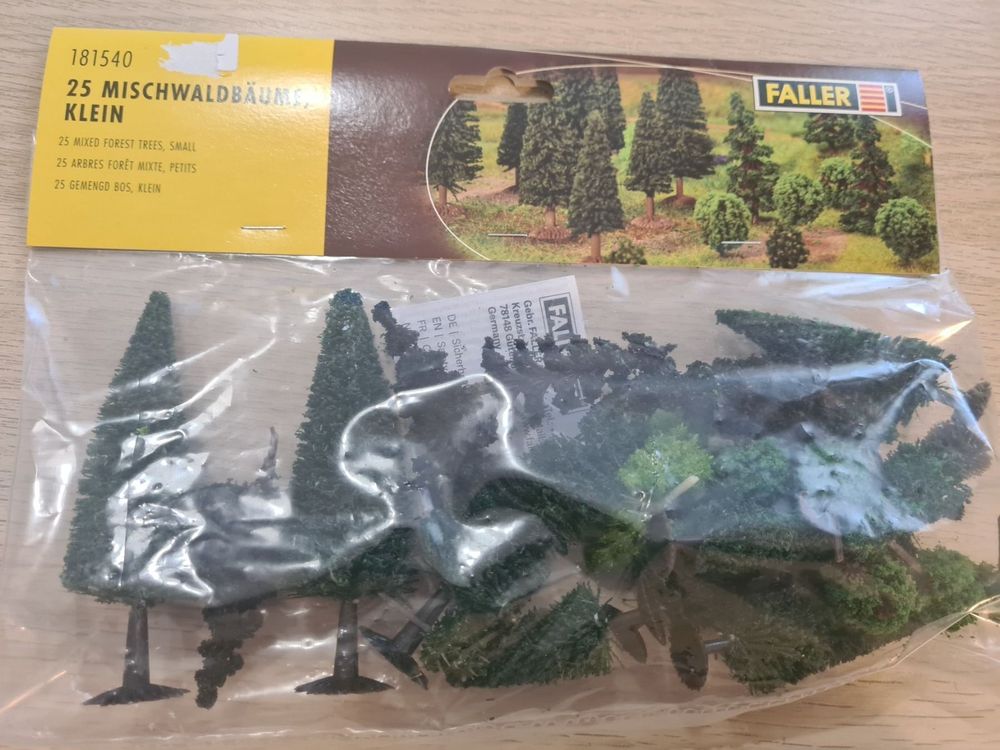 Faller 15 Mischwaldbäume - Modellbahn Zubehör H0/TT