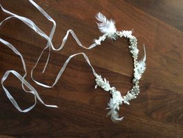 Zubehör für brautanzuge . 2 Diadem