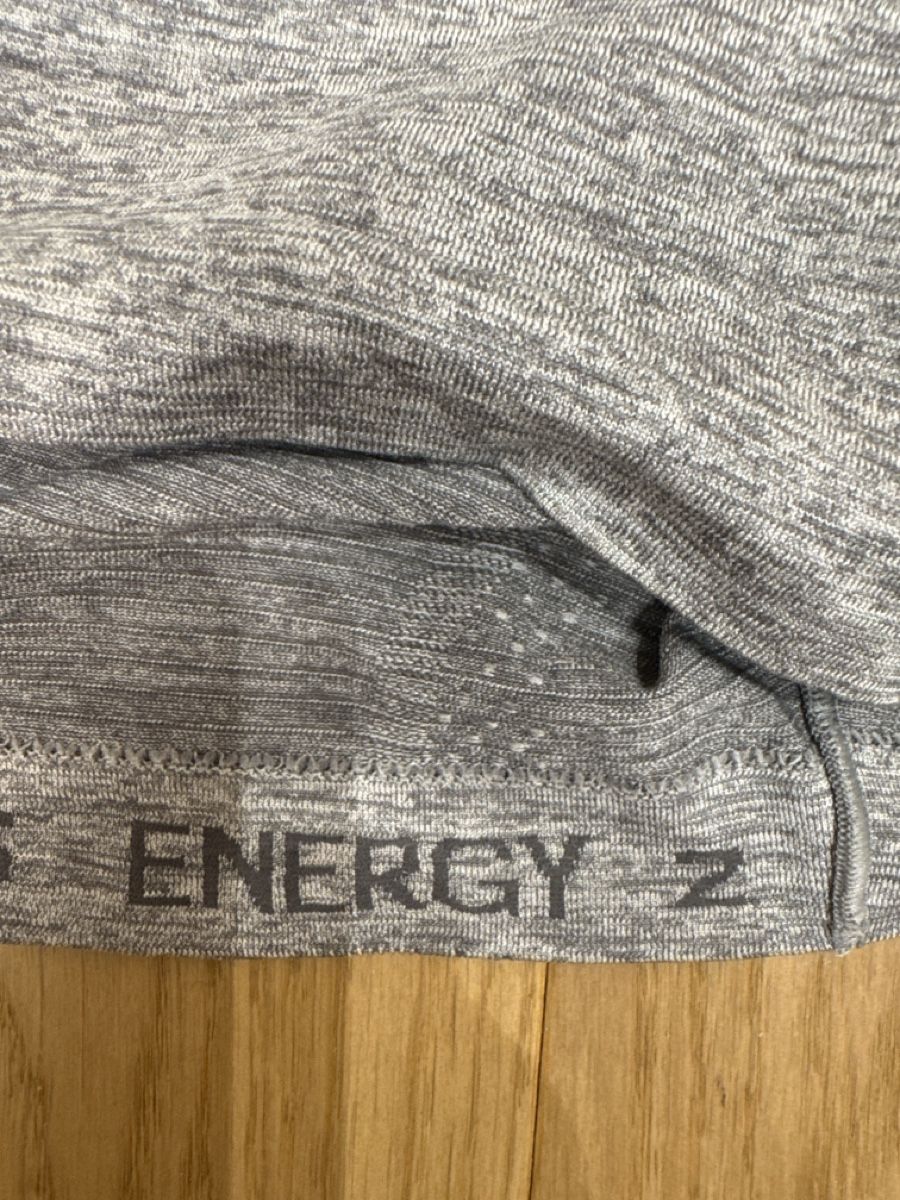 Lululemon Top: Lululemon Swiftly Tech Cropped Racerback Tank Top Gr. 2 – Usato da Ennetbaden venduto da Katiusia 3